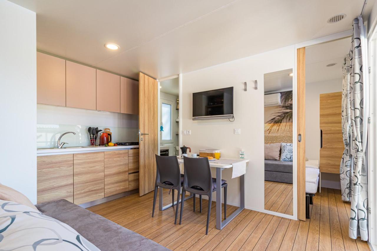 Hemy Casa - Lux Mobile Homes Rovinj Eksteriør billede
